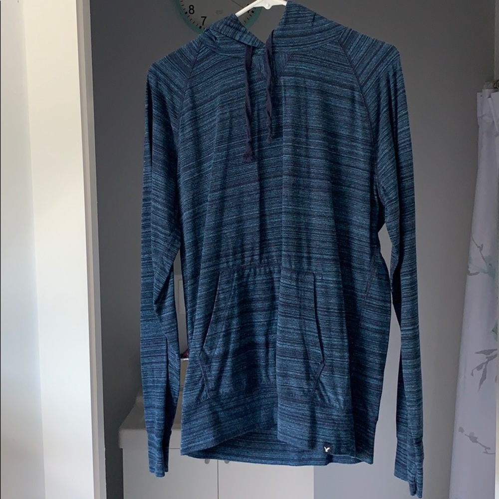 Thin American Eagle hoodie-size medium